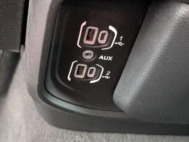 2022 Ram 1500 Big Horn Crew Cab 4x4 5'7" Box