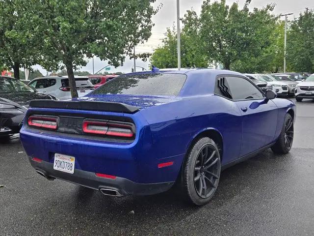 2022 Dodge Challenger SXT