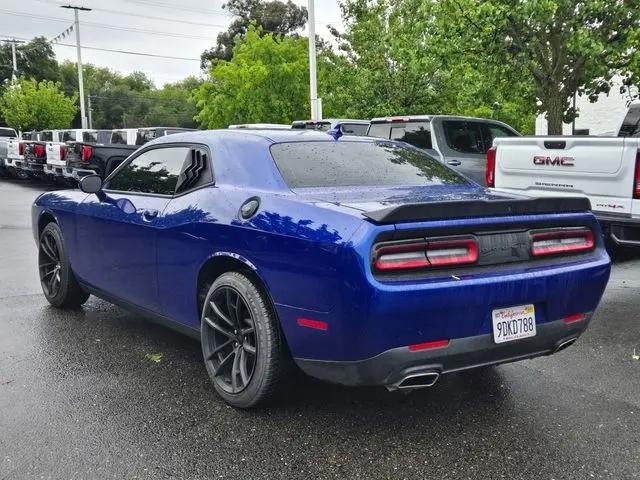 2022 Dodge Challenger SXT