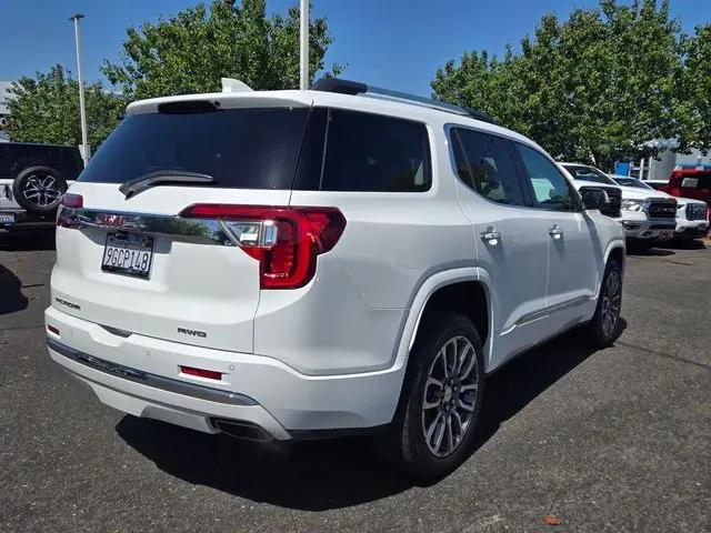 2023 GMC Acadia AWD Denali