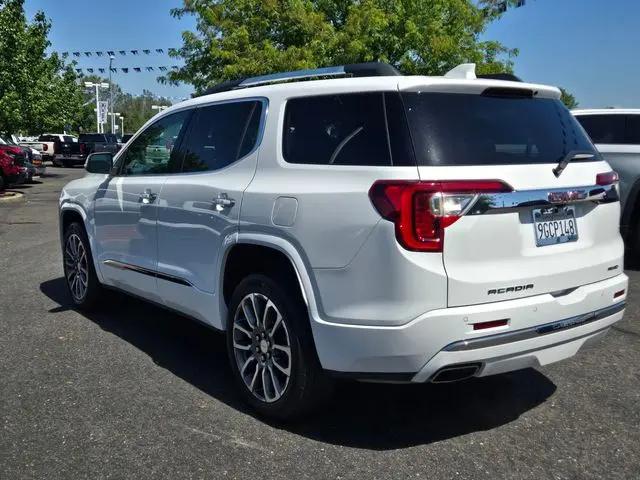 2023 GMC Acadia AWD Denali