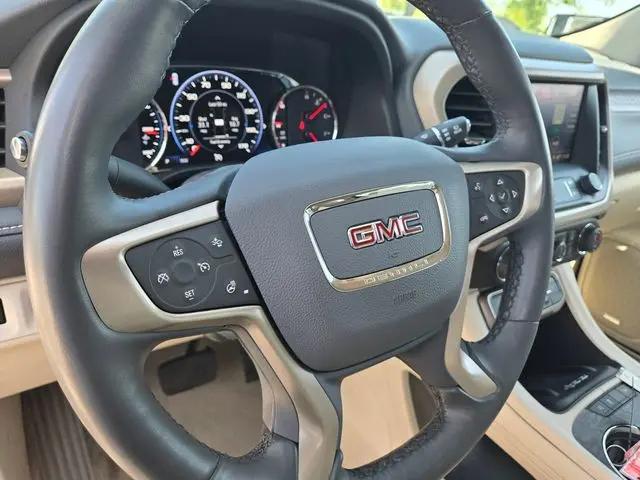 2023 GMC Acadia AWD Denali