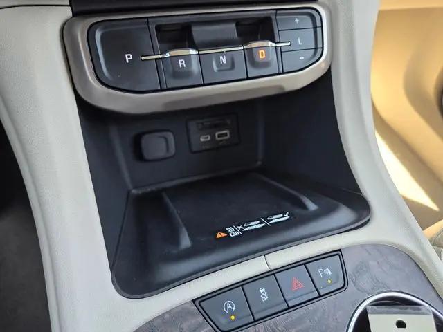 2023 GMC Acadia AWD Denali