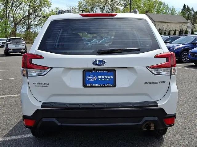 2023 Subaru Forester Base