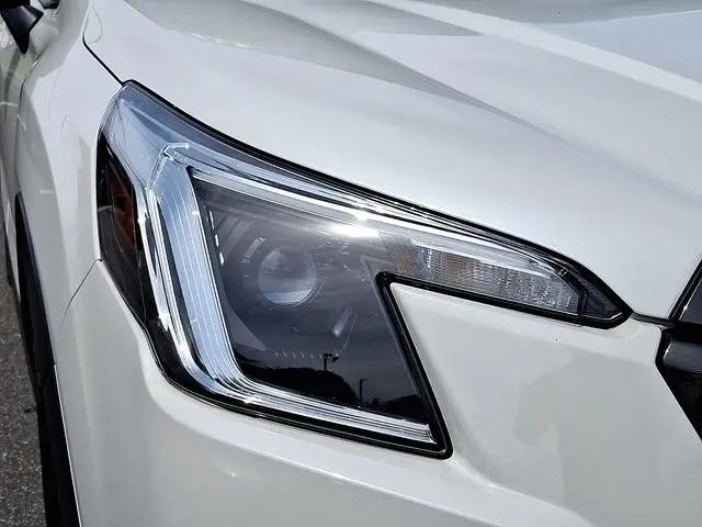 2023 Subaru Forester Base
