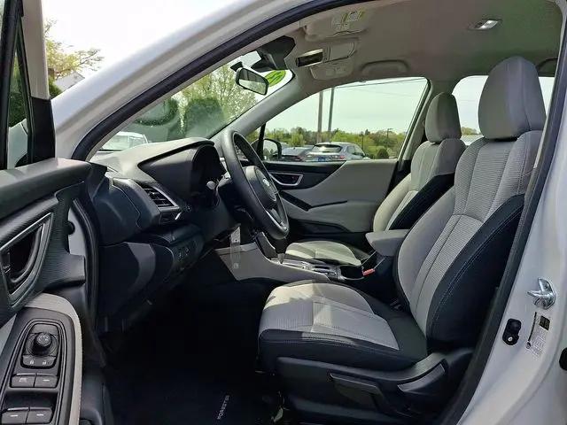 2023 Subaru Forester Base