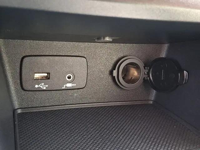 2023 Subaru Forester Base