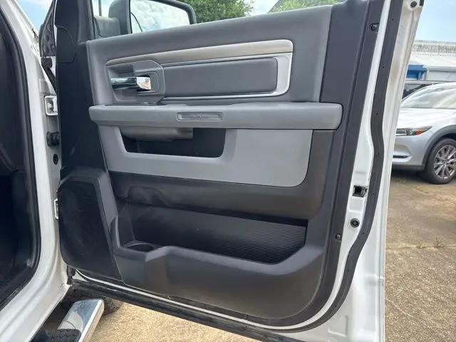 2018 Ram 1500 Big Horn Crew Cab 4x4 5'7" Box
