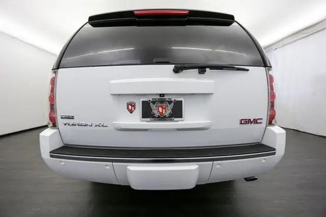 2011 GMC Yukon XL Denali