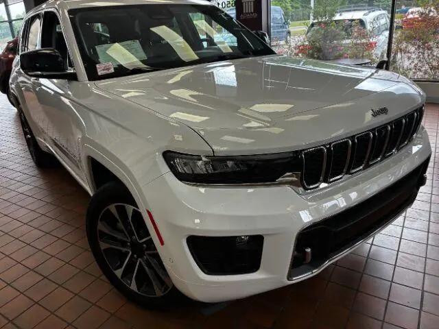 2022 Jeep Grand Cherokee Overland 4x2 for sale in Charlotte, NC