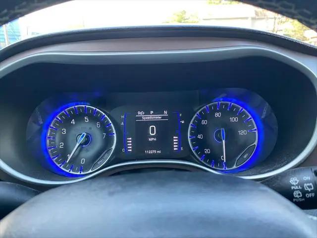 2024 Chrysler Voyager LX
