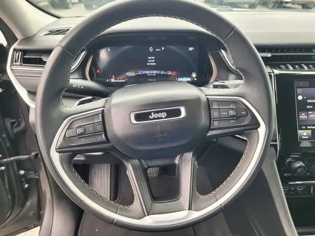 2023 Jeep Grand Cherokee L Laredo 4x4