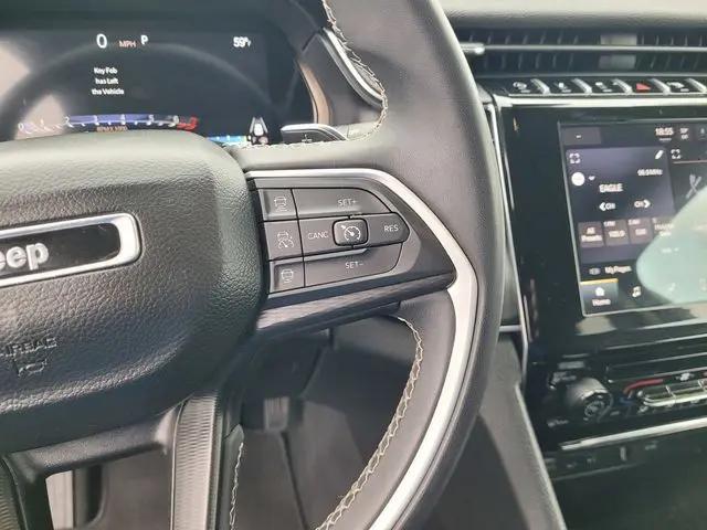 2023 Jeep Grand Cherokee L Laredo 4x4