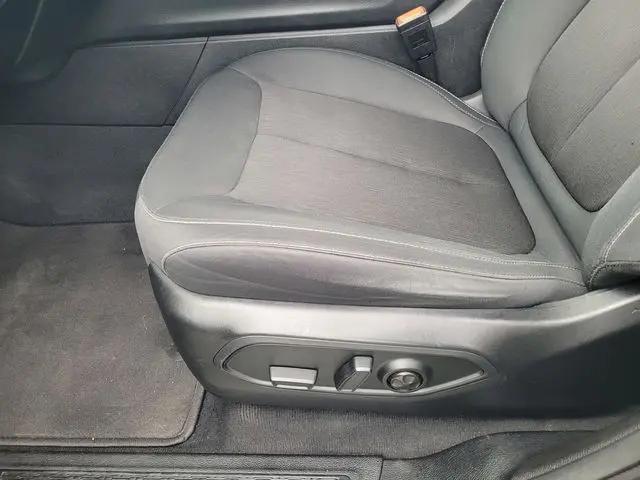 2023 Jeep Grand Cherokee L Laredo 4x4