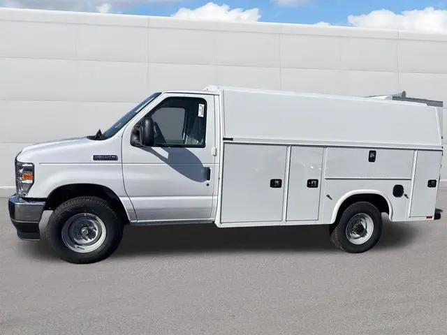 2026 Ford E-350 Cutaway E-Series Cutaway