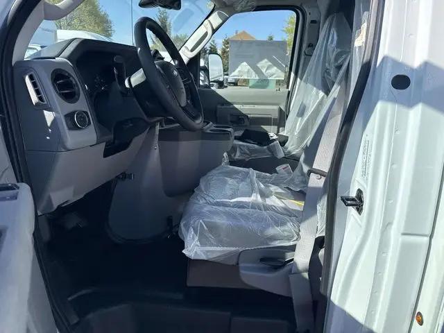 2026 Ford E-350 Cutaway E-Series Cutaway
