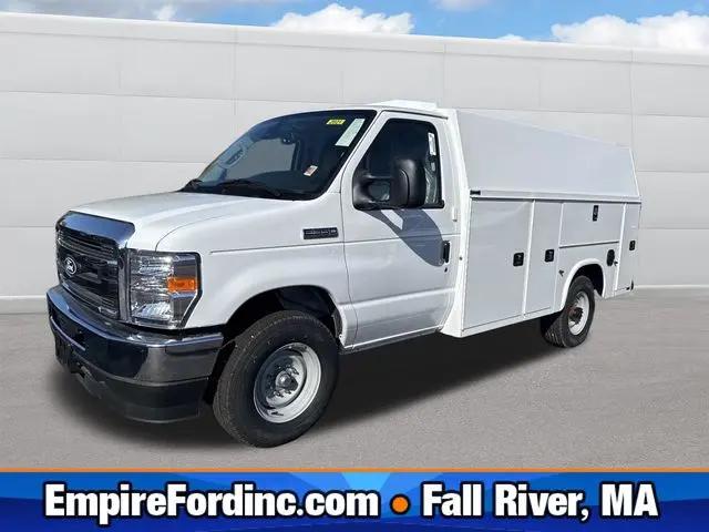 2026 Ford E-350 Cutaway E-Series Cutaway for sale in Fall River, MA