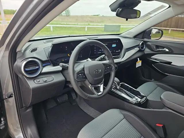 2026 Chevrolet Trax FWD LT