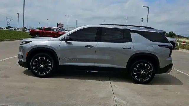 2026 Chevrolet Traverse FWD LT