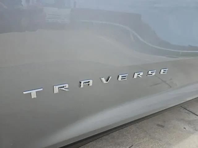 2026 Chevrolet Traverse FWD LT