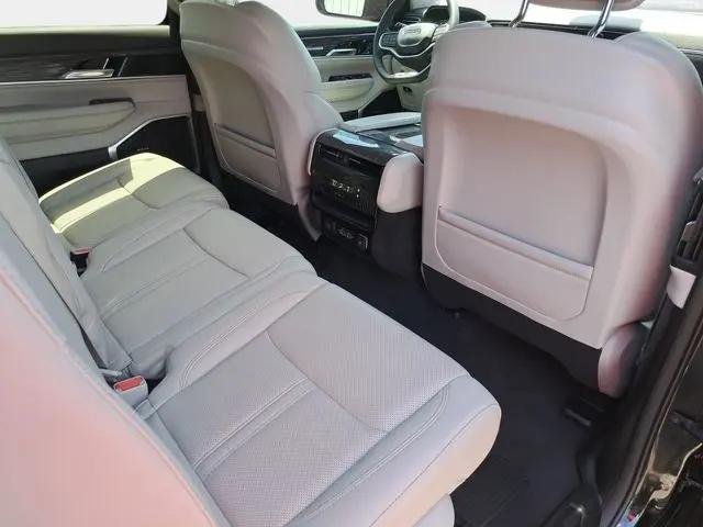 2022 Jeep Wagoneer Series III 4x4