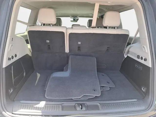 2022 Jeep Wagoneer Series III 4x4