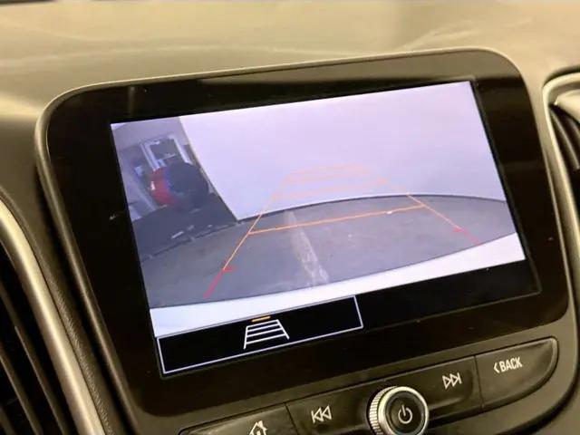 2022 Chevrolet Malibu FWD LS