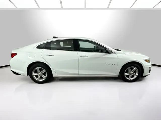 2022 Chevrolet Malibu FWD LS