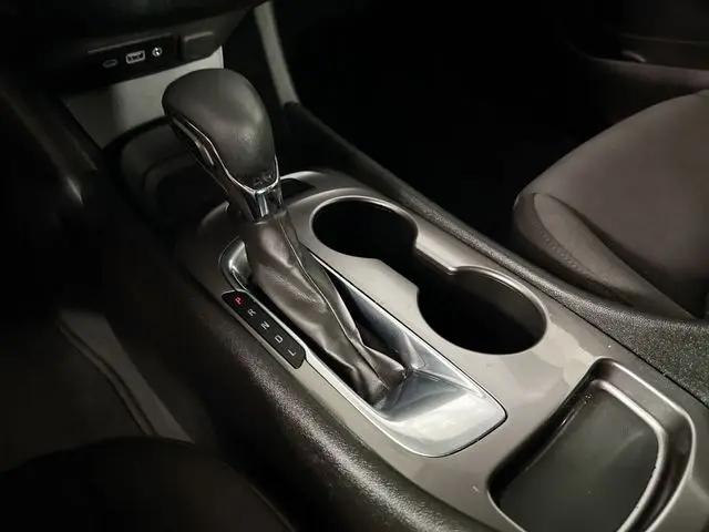 2022 Chevrolet Malibu FWD LS