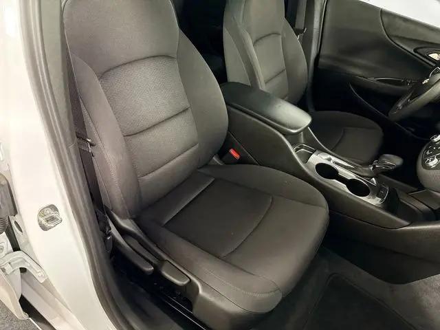 2022 Chevrolet Malibu FWD LS