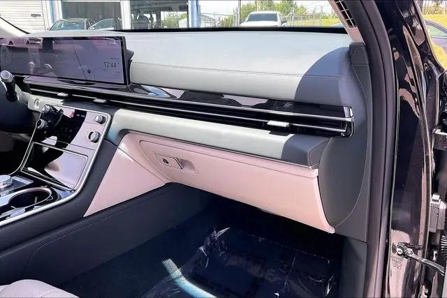 2025 Genesis GV80 2.5T Standard AWD