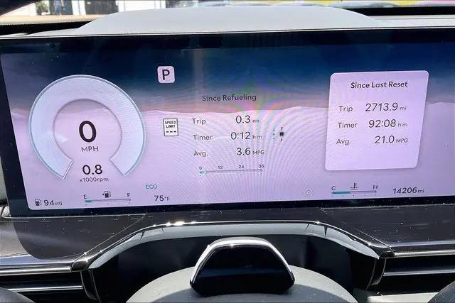 2025 Genesis GV80 2.5T Standard AWD