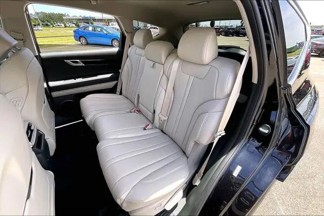 2025 Genesis GV80 2.5T Standard AWD