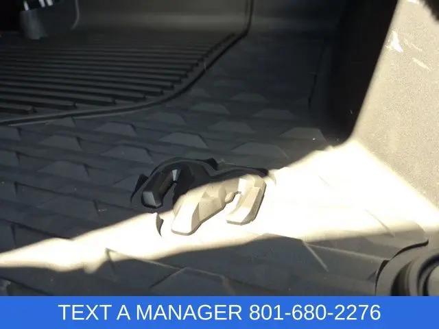 2026 Ram 3500 Tradesman Crew Cab 4x4 8 Box