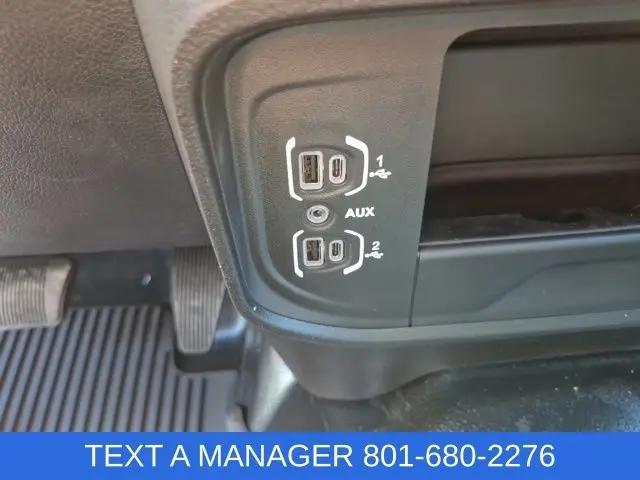 2026 Ram 3500 Tradesman Crew Cab 4x4 8 Box
