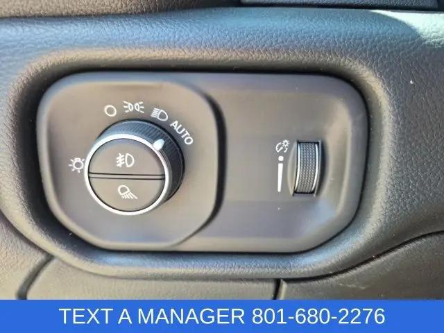2026 Ram 3500 Tradesman Crew Cab 4x4 8 Box