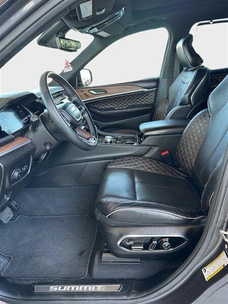 2023 Jeep Grand Cherokee Summit - Photo 7