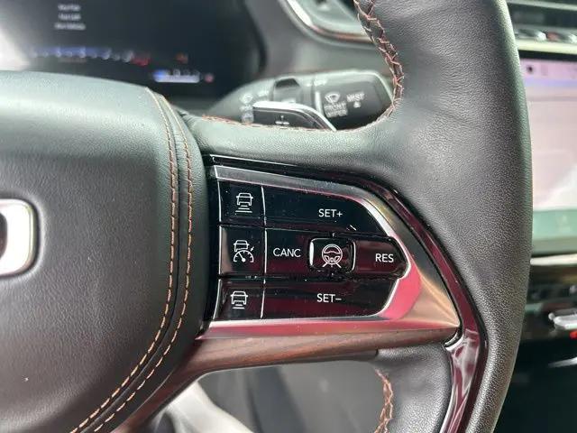 2023 Jeep Grand Cherokee Summit 4x4