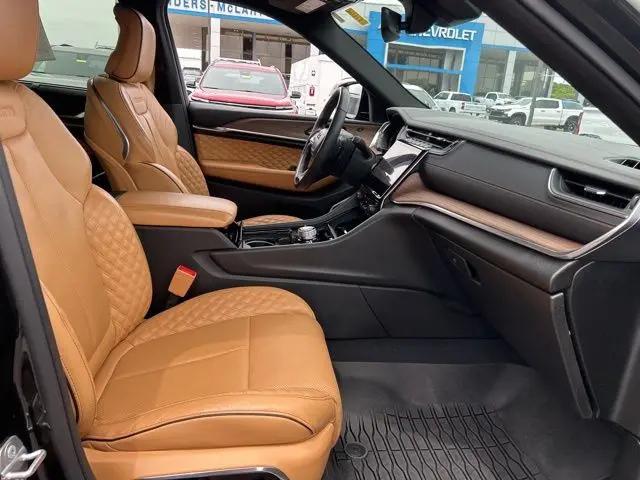2023 Jeep Grand Cherokee Summit 4x4