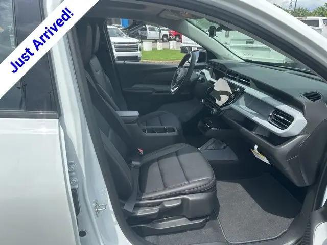 2027 Chevrolet Bolt RS FWD