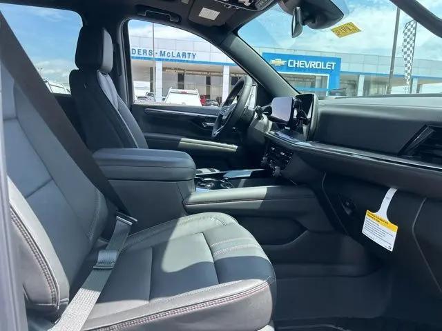 2026 Chevrolet Suburban RST, 4WD