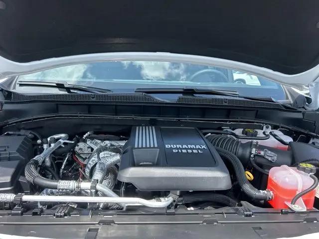2026 Chevrolet Suburban RST, 4WD