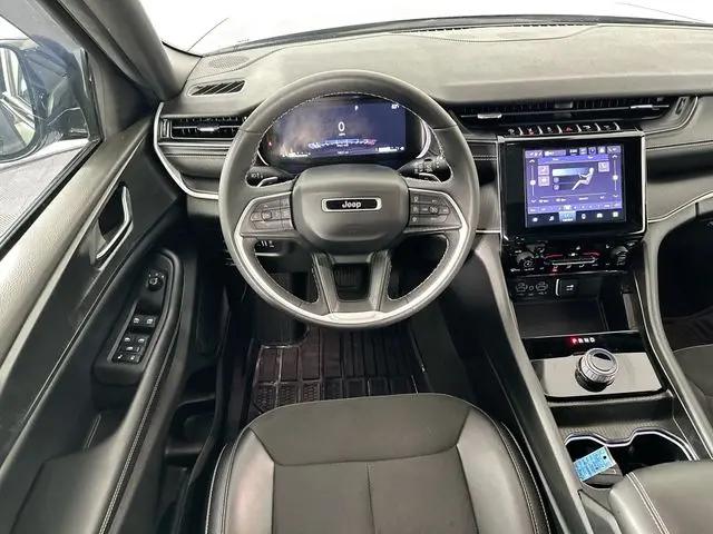 2024 Jeep Grand Cherokee L Altitude X 4x4