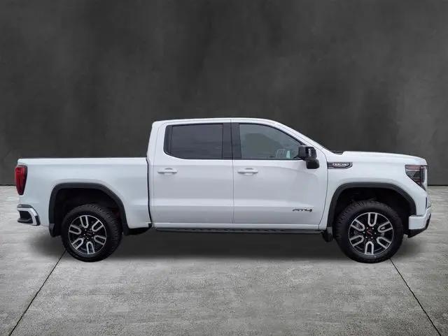 2024 GMC Sierra 1500 4WD Crew Cab Short Box AT4