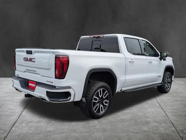 2024 GMC Sierra 1500 4WD Crew Cab Short Box AT4