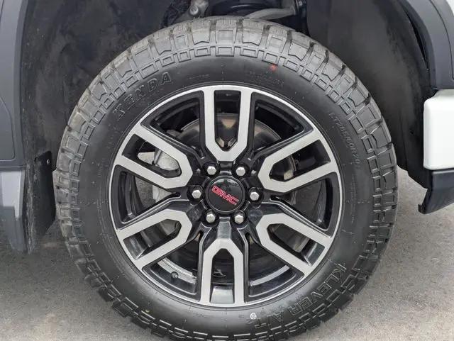 2024 GMC Sierra 1500 4WD Crew Cab Short Box AT4