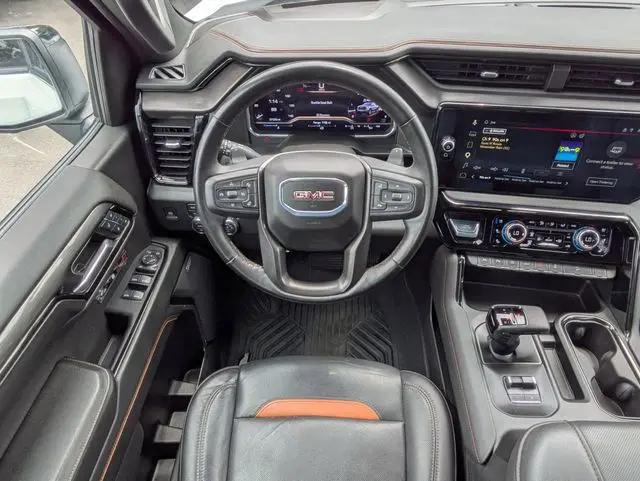 2024 GMC Sierra 1500 4WD Crew Cab Short Box AT4
