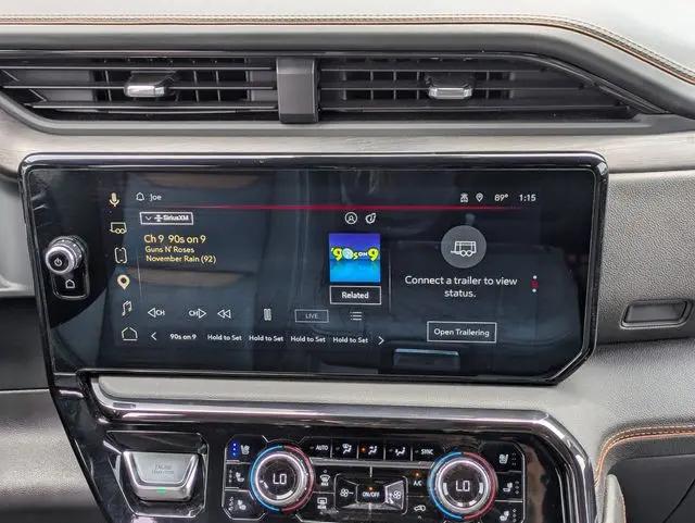 2024 GMC Sierra 1500 4WD Crew Cab Short Box AT4