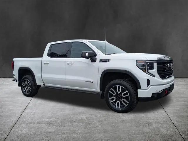 2024 GMC Sierra 1500 4WD Crew Cab Short Box AT4