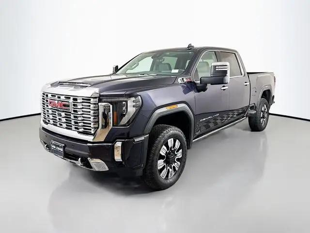 2024 GMC Sierra 2500HD 4WD Crew Cab Standard Bed Denali